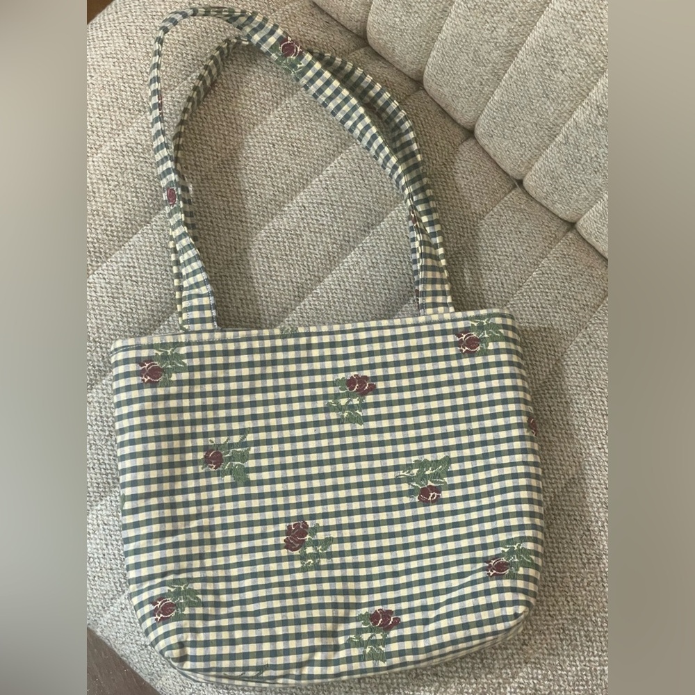 soft gingham floral embroidered shoulder bag